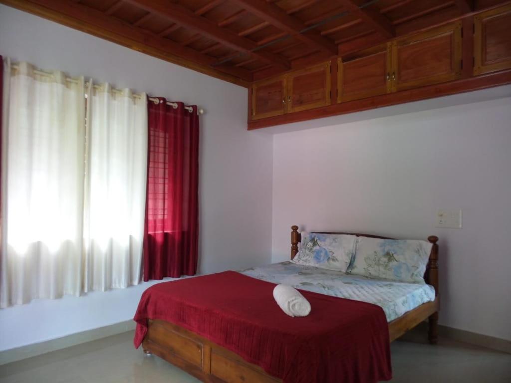 Coorg Divine Spark Home Stay Suntikoppa Esterno foto