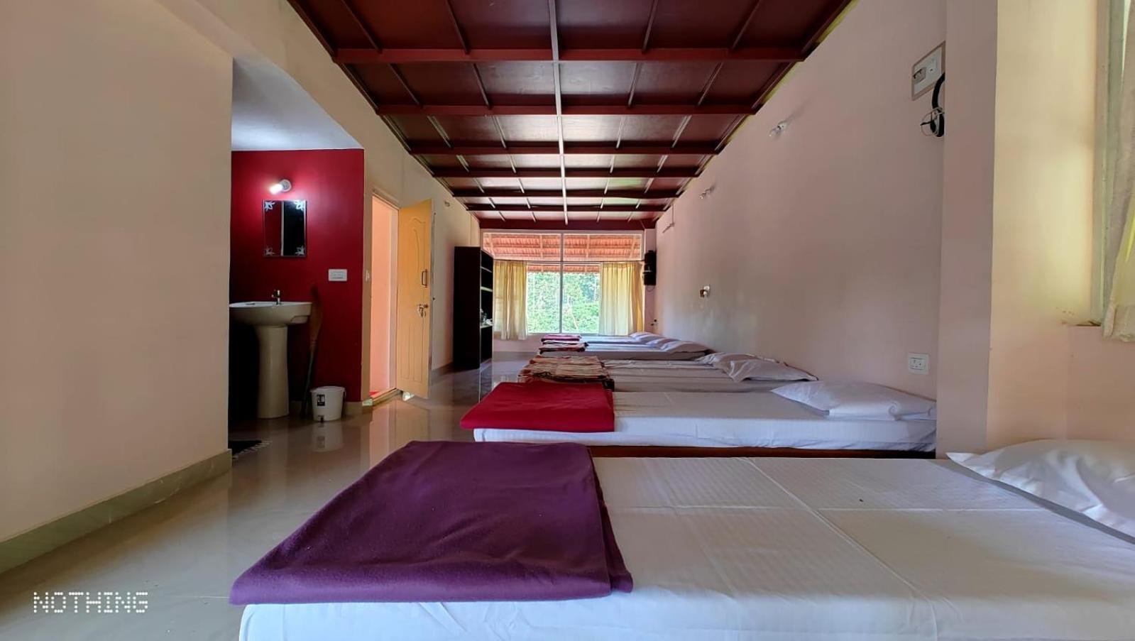 Coorg Divine Spark Home Stay Suntikoppa Esterno foto