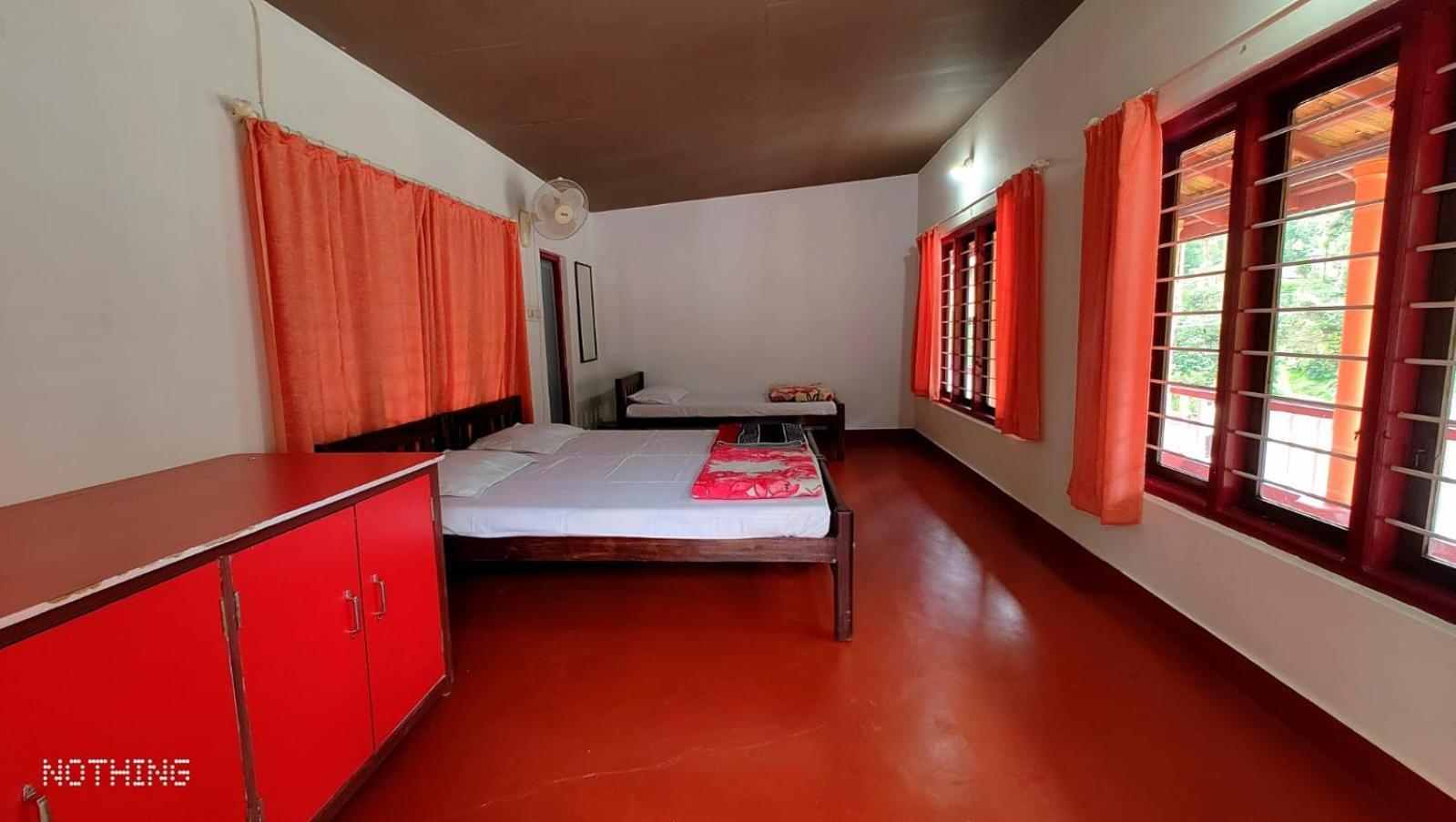Coorg Divine Spark Home Stay Suntikoppa Esterno foto