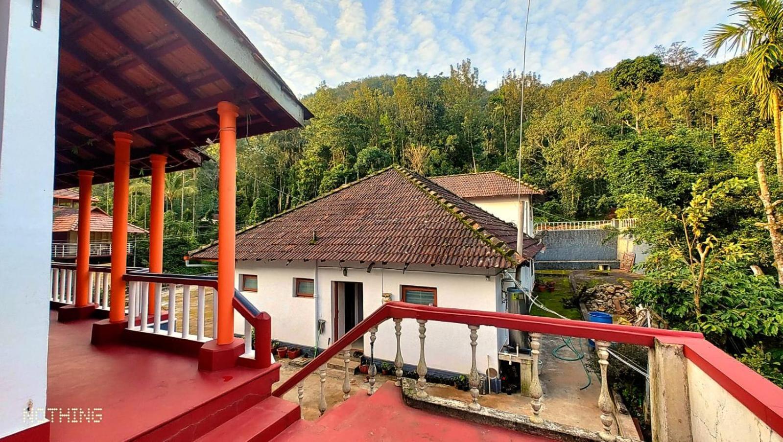 Coorg Divine Spark Home Stay Suntikoppa Esterno foto